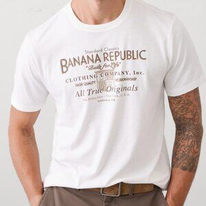 Banana Republic Men's Graphic T Originals, New Off White, Large, New w/ Tags